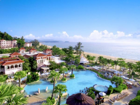 Гостиница Centara Grand Beach Resort Phuket - SHA Plus  Карон